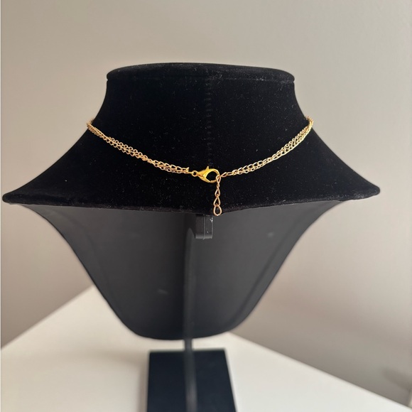 Gold Double-Layer Pendant Necklace with Script Charm - Picture 5 of 7